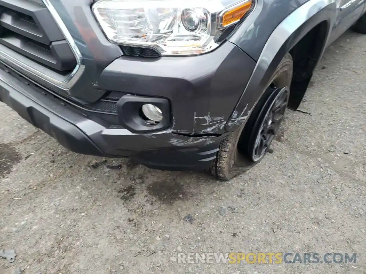 9 Photograph of a damaged car 3TMCZ5AN8MM438858 TOYOTA TACOMA 2021