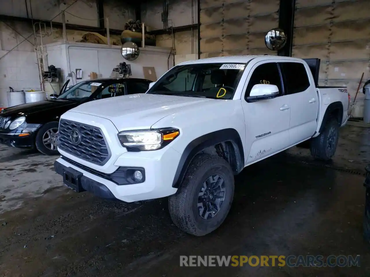 2 Photograph of a damaged car 3TMCZ5AN8MM440237 TOYOTA TACOMA 2021