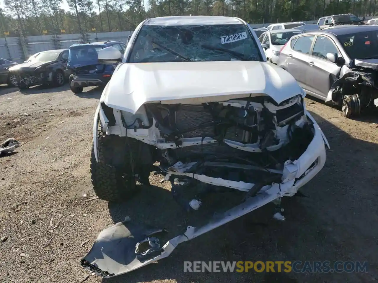 9 Photograph of a damaged car 3TMCZ5AN8MM441100 TOYOTA TACOMA 2021