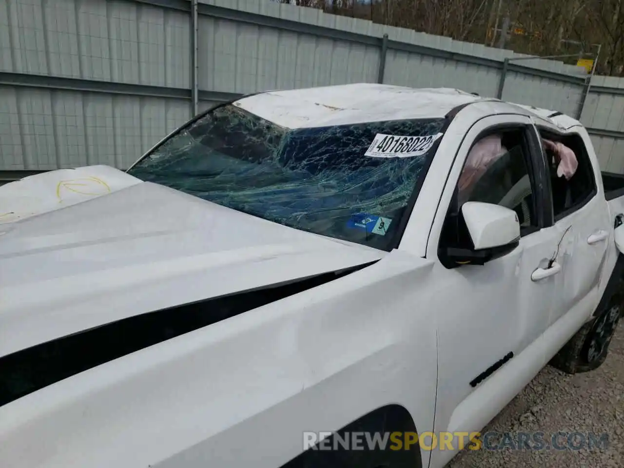 10 Photograph of a damaged car 3TMCZ5AN8MM445602 TOYOTA TACOMA 2021