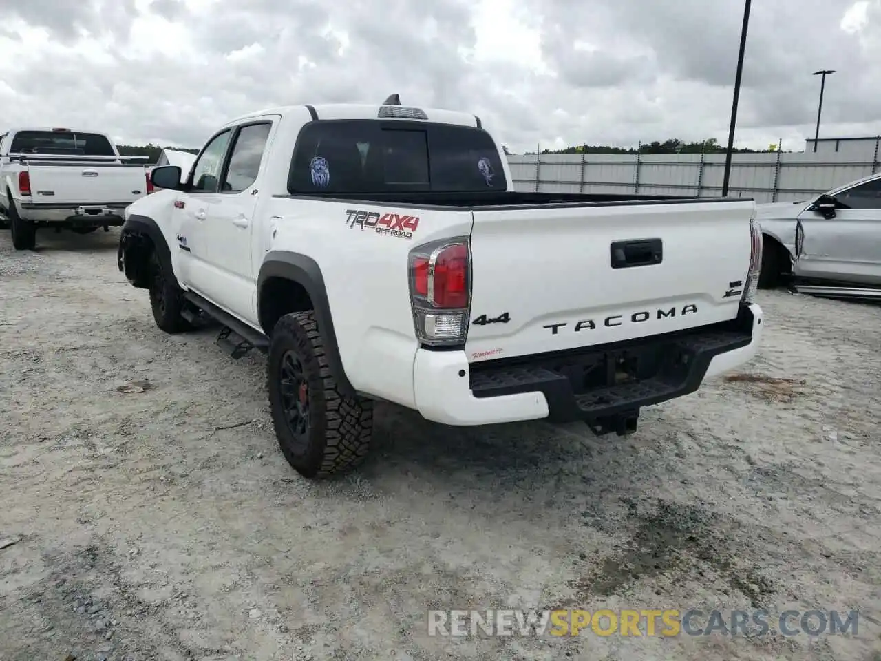 3 Photograph of a damaged car 3TMCZ5AN8MM448161 TOYOTA TACOMA 2021