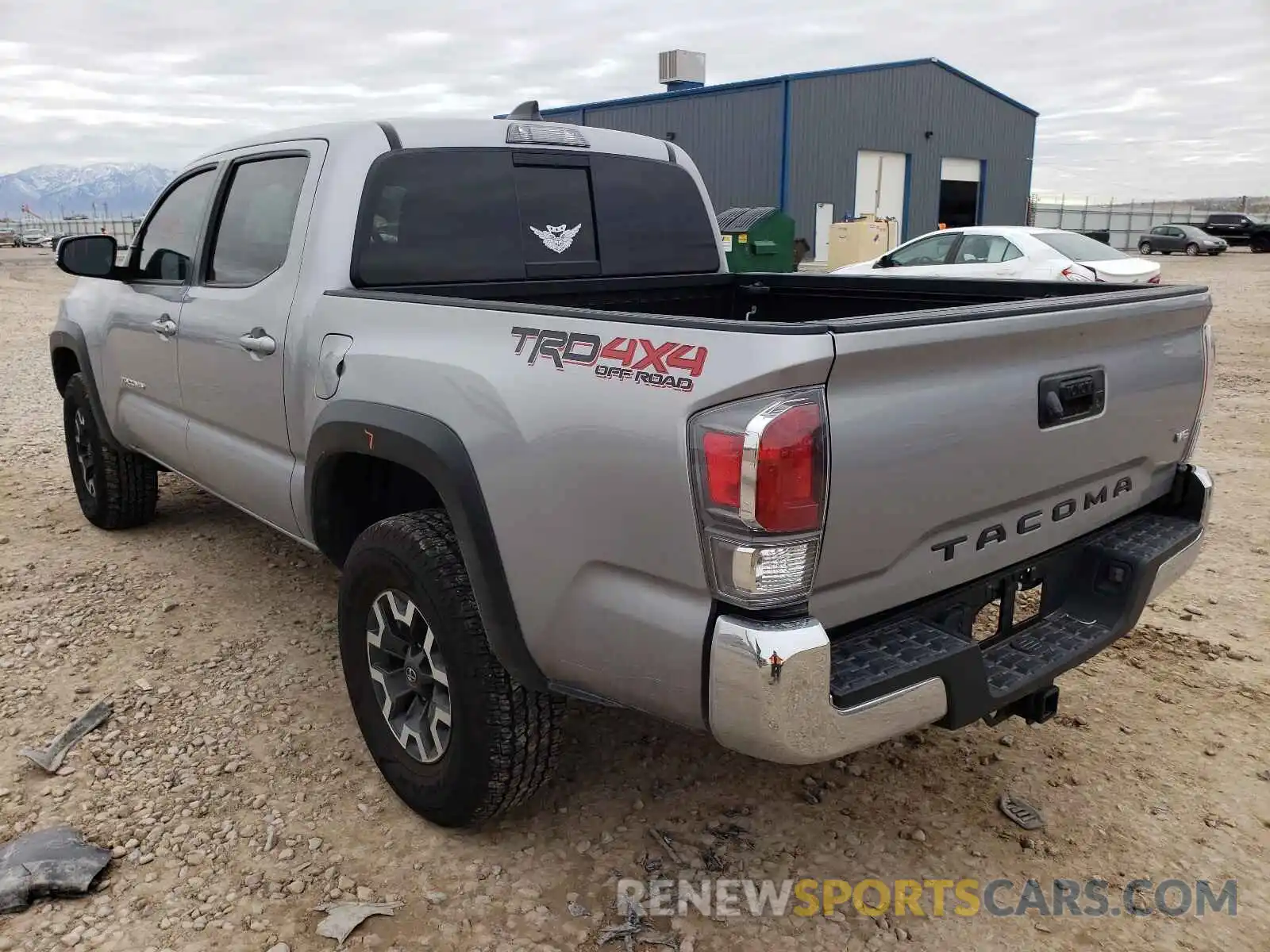 3 Фотография поврежденного автомобиля 3TMCZ5AN9MM382574 TOYOTA TACOMA 2021