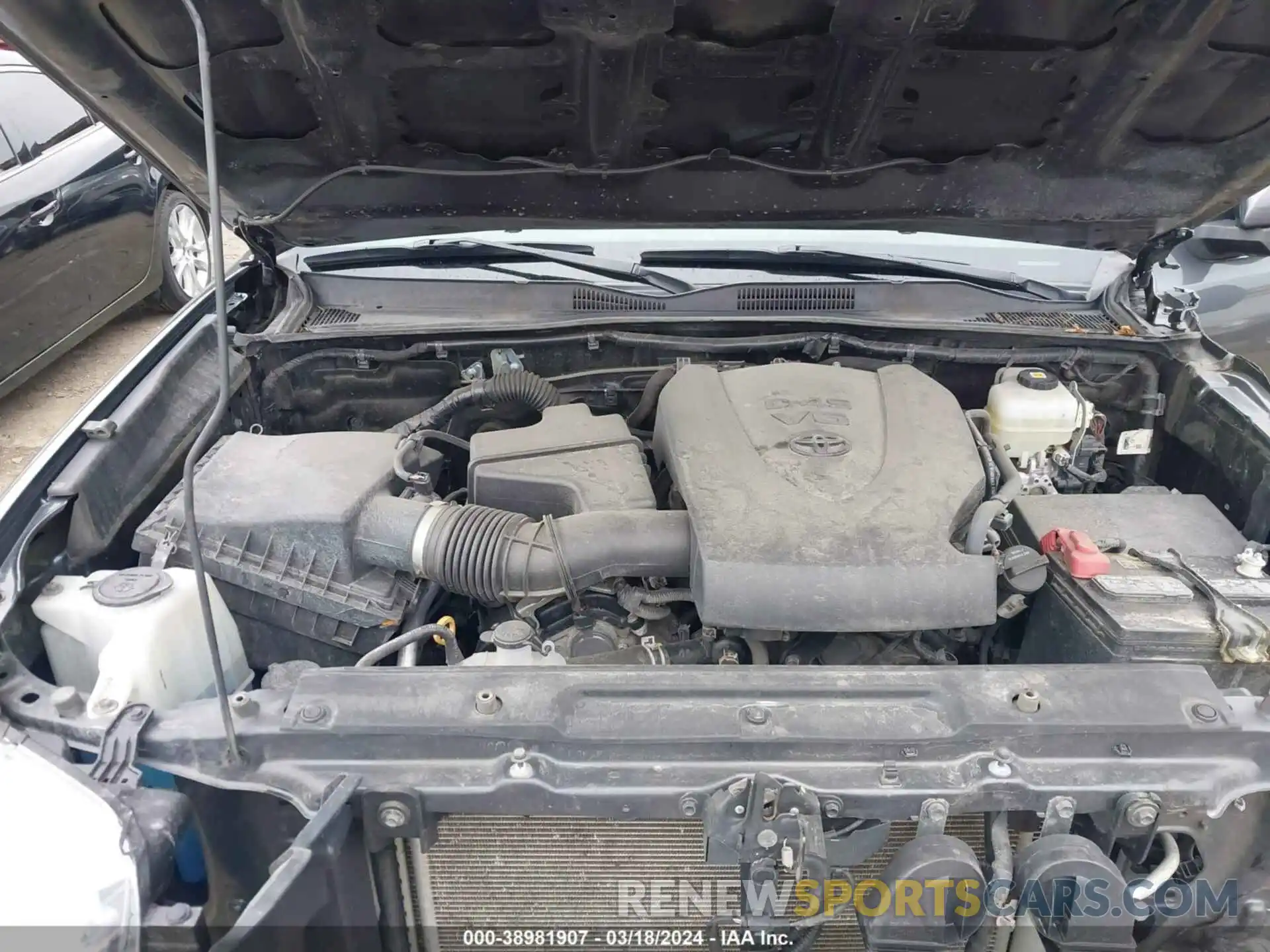 10 Photograph of a damaged car 3TMCZ5AN9MM395941 TOYOTA TACOMA 2021