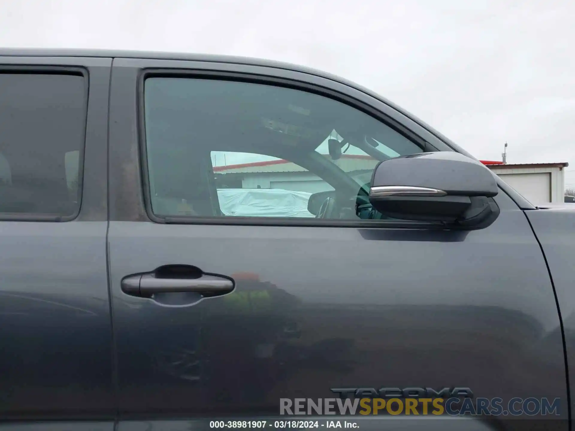 14 Photograph of a damaged car 3TMCZ5AN9MM395941 TOYOTA TACOMA 2021