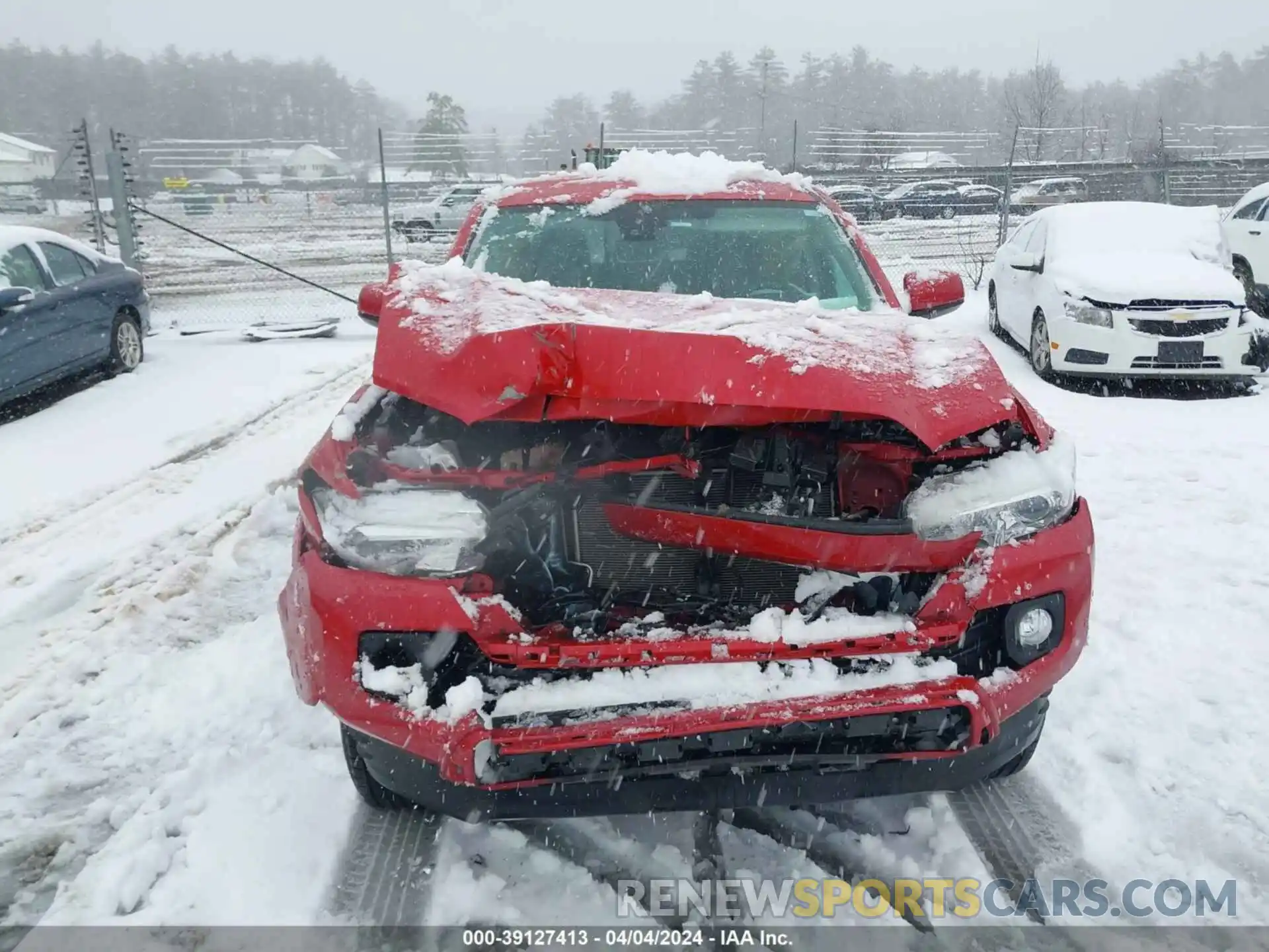 12 Photograph of a damaged car 3TMCZ5AN9MM400376 TOYOTA TACOMA 2021