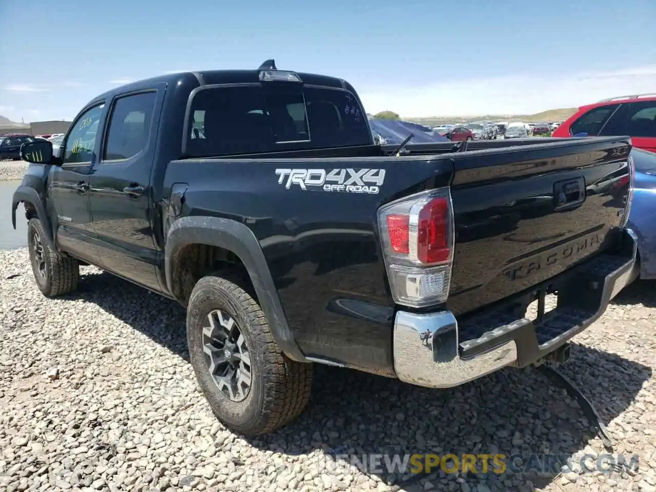 3 Photograph of a damaged car 3TMCZ5AN9MM400975 TOYOTA TACOMA 2021