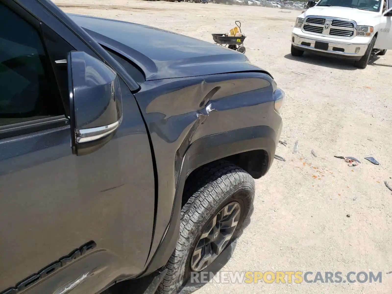 9 Photograph of a damaged car 3TMCZ5AN9MM406369 TOYOTA TACOMA 2021