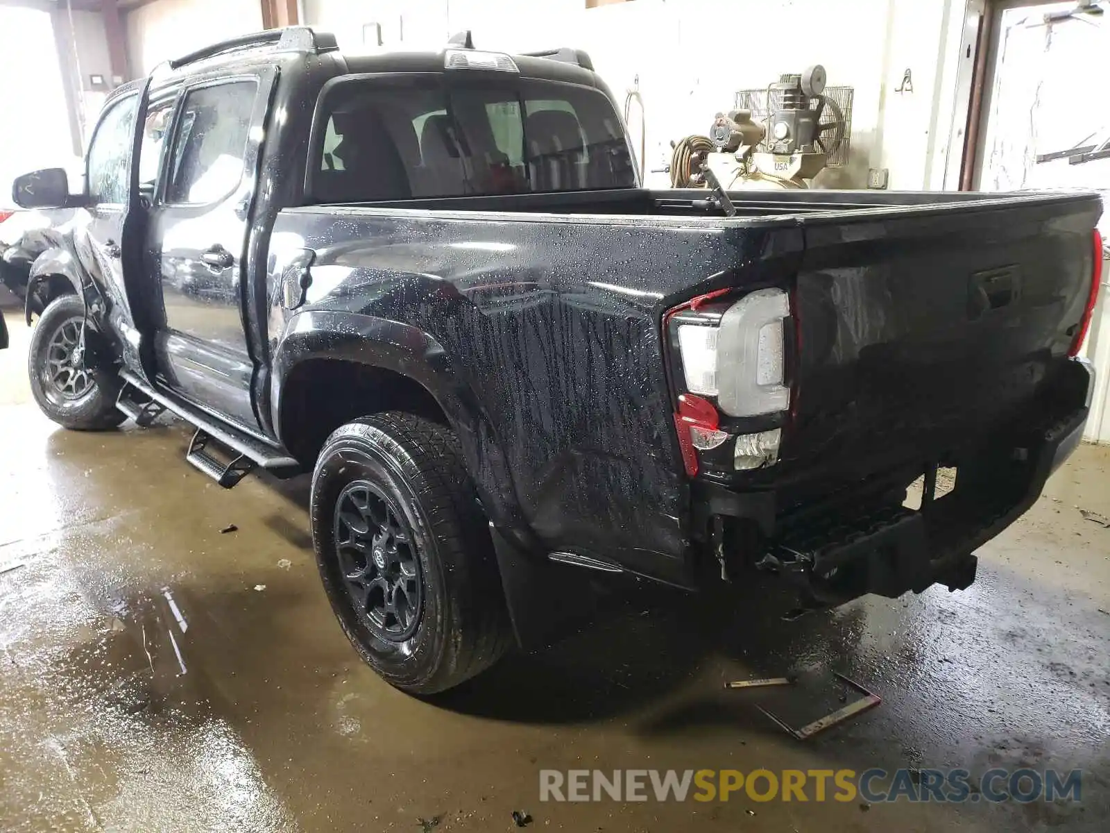 3 Photograph of a damaged car 3TMCZ5AN9MM411118 TOYOTA TACOMA 2021