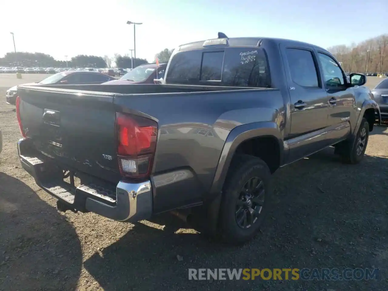 4 Photograph of a damaged car 3TMCZ5AN9MM421874 TOYOTA TACOMA 2021