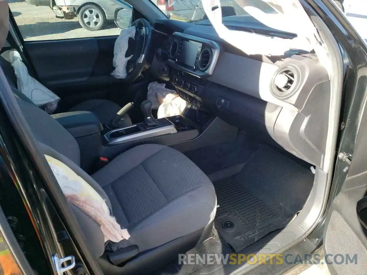 5 Photograph of a damaged car 3TMCZ5AN9MM431546 TOYOTA TACOMA 2021