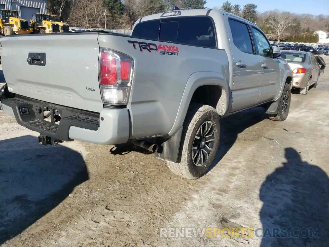 4 Photograph of a damaged car 3TMCZ5AN9MM434768 TOYOTA TACOMA 2021