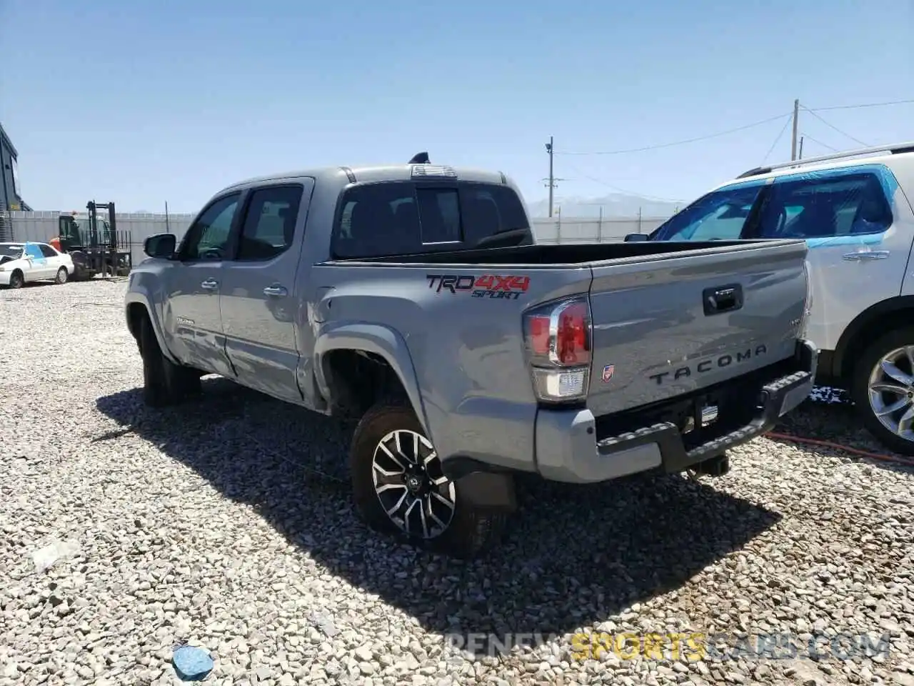 3 Photograph of a damaged car 3TMCZ5AN9MM434821 TOYOTA TACOMA 2021