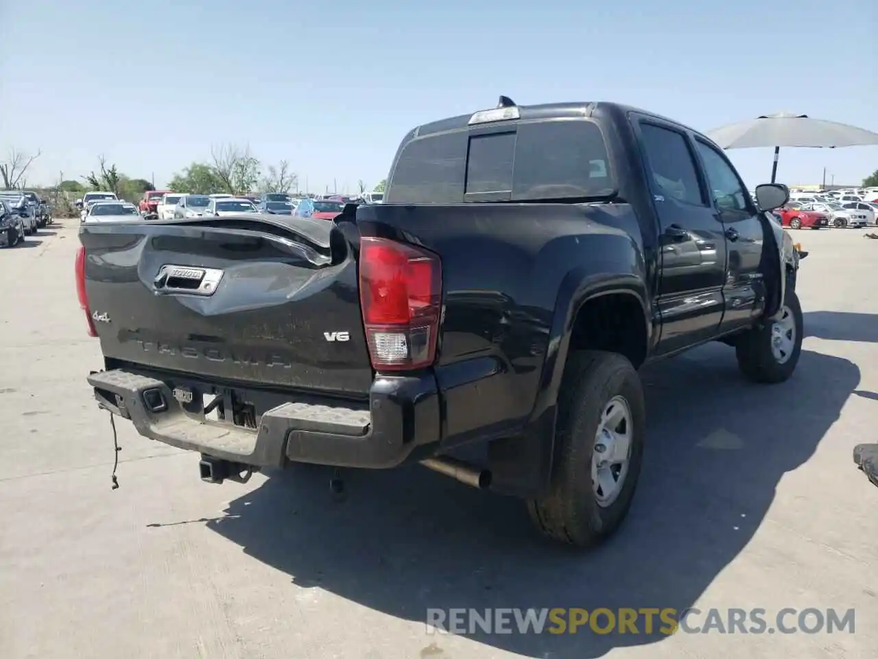 4 Photograph of a damaged car 3TMCZ5ANXMM369977 TOYOTA TACOMA 2021