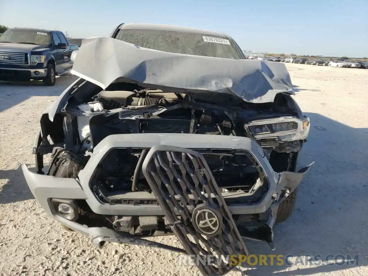 9 Photograph of a damaged car 3TMCZ5ANXMM384446 TOYOTA TACOMA 2021