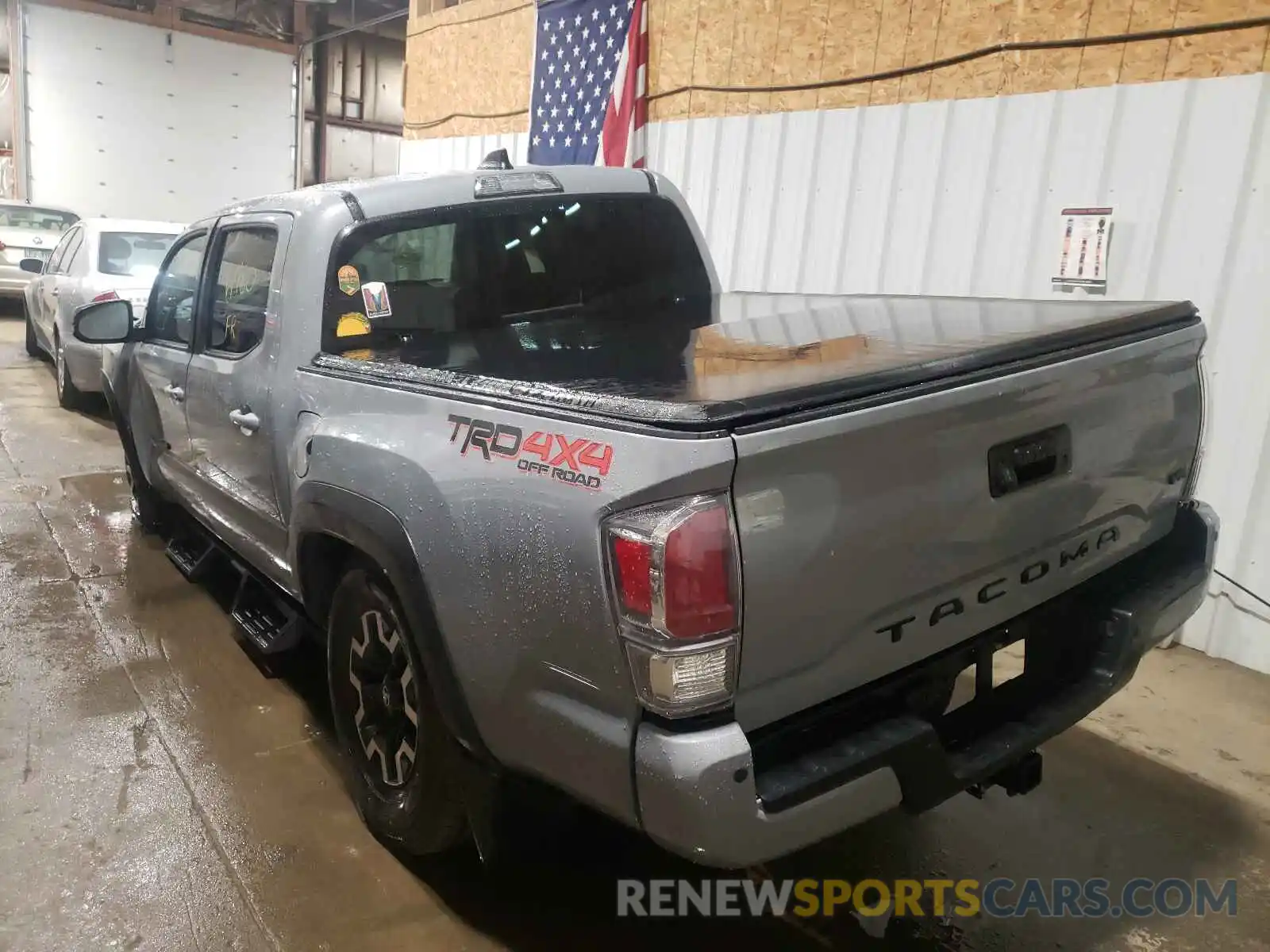 2 Photograph of a damaged car 3TMCZ5ANXMM385547 TOYOTA TACOMA 2021