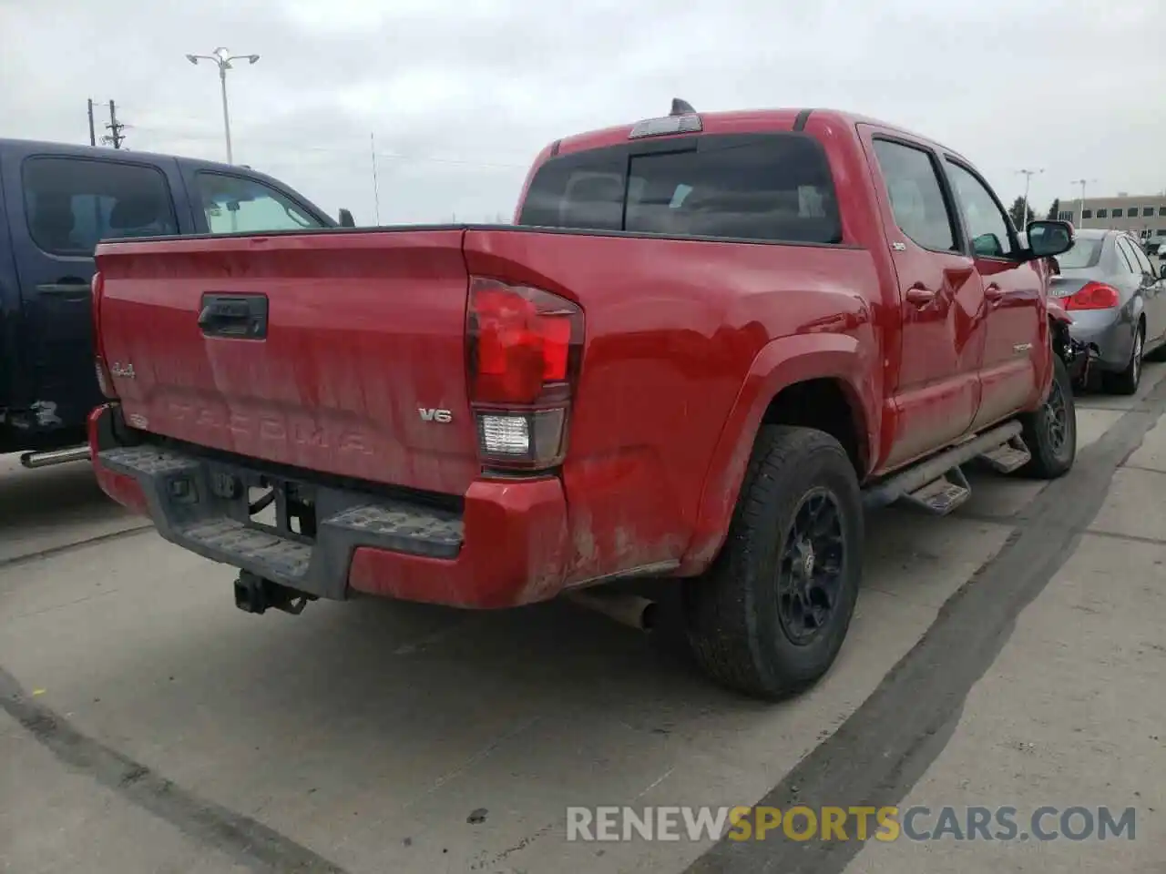 4 Photograph of a damaged car 3TMCZ5ANXMM386603 TOYOTA TACOMA 2021