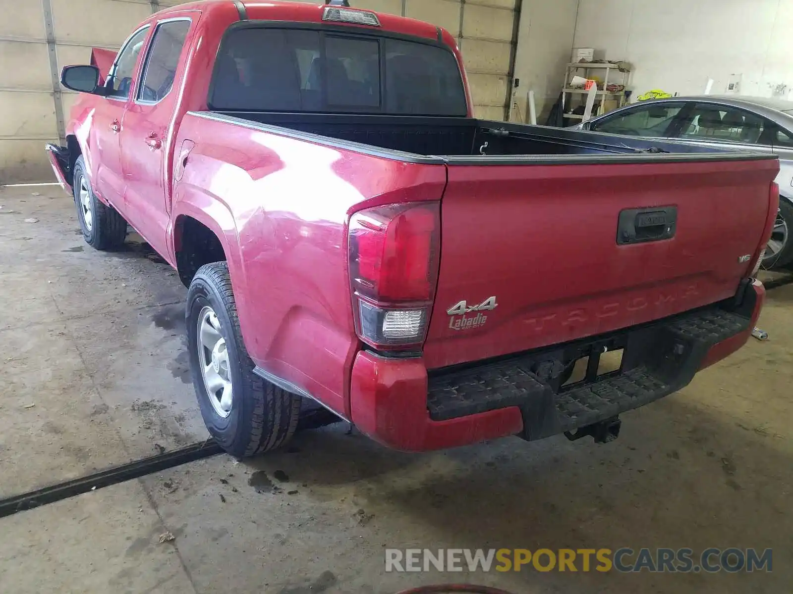 3 Photograph of a damaged car 3TMCZ5ANXMM391851 TOYOTA TACOMA 2021