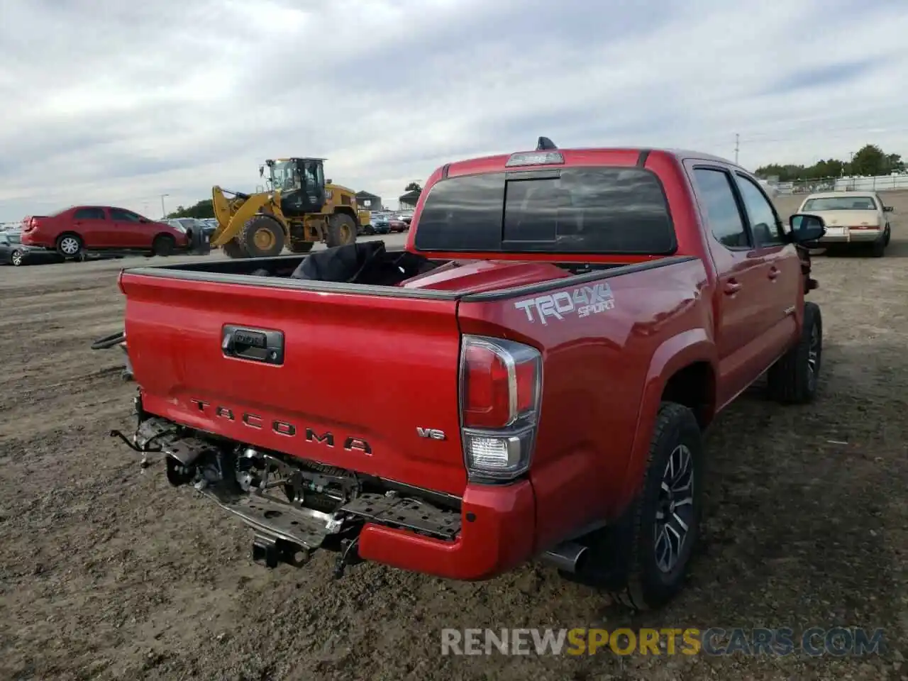 4 Photograph of a damaged car 3TMCZ5ANXMM394961 TOYOTA TACOMA 2021