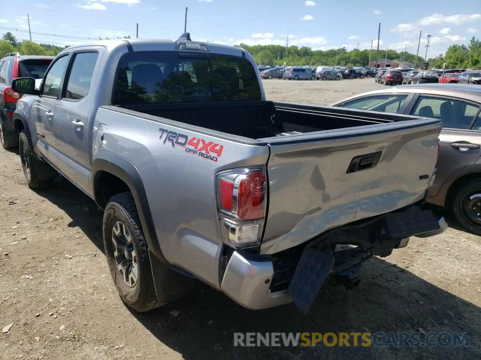 3 Photograph of a damaged car 3TMCZ5ANXMM398458 TOYOTA TACOMA 2021