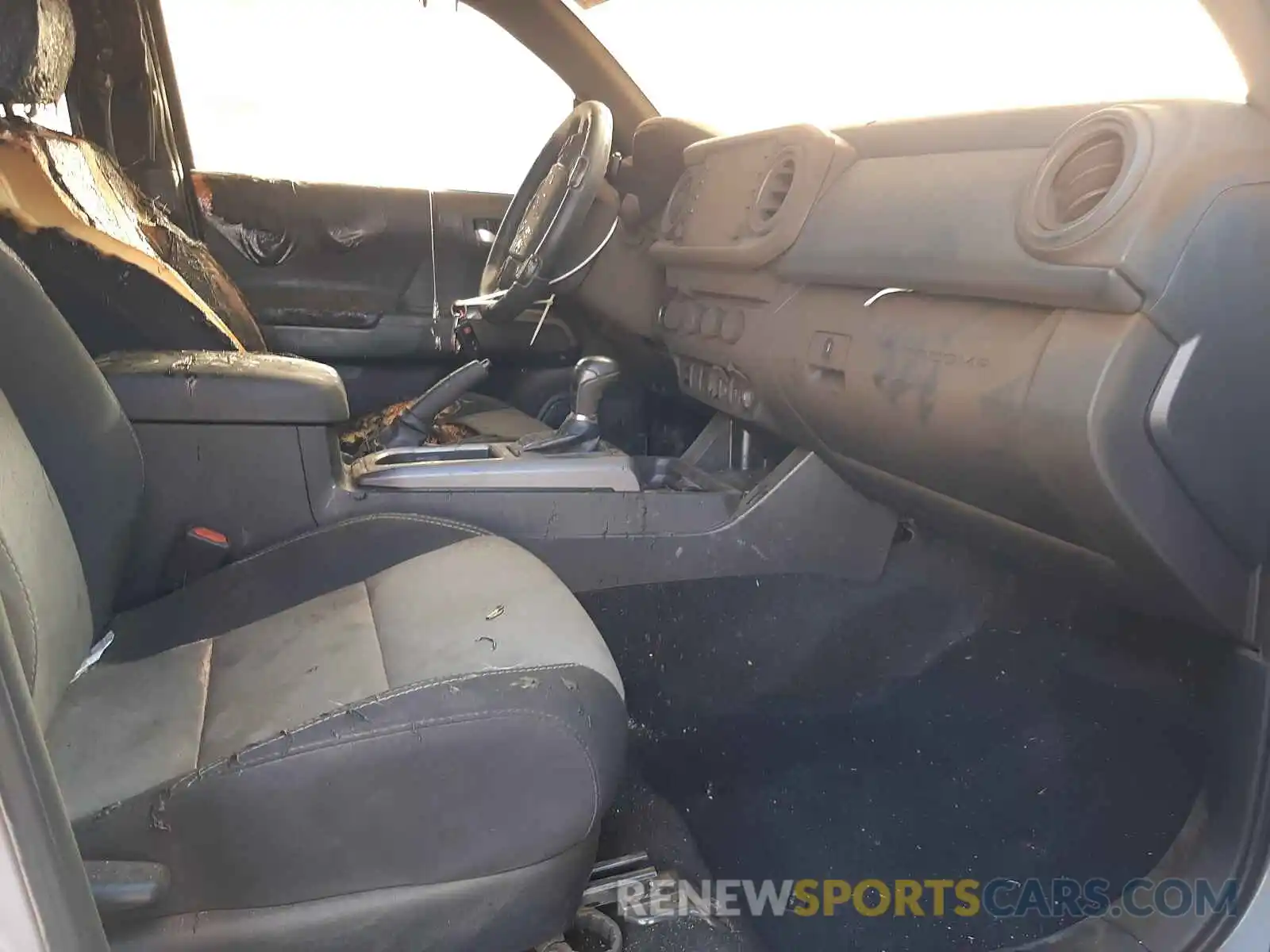 5 Photograph of a damaged car 3TMCZ5ANXMM403609 TOYOTA TACOMA 2021