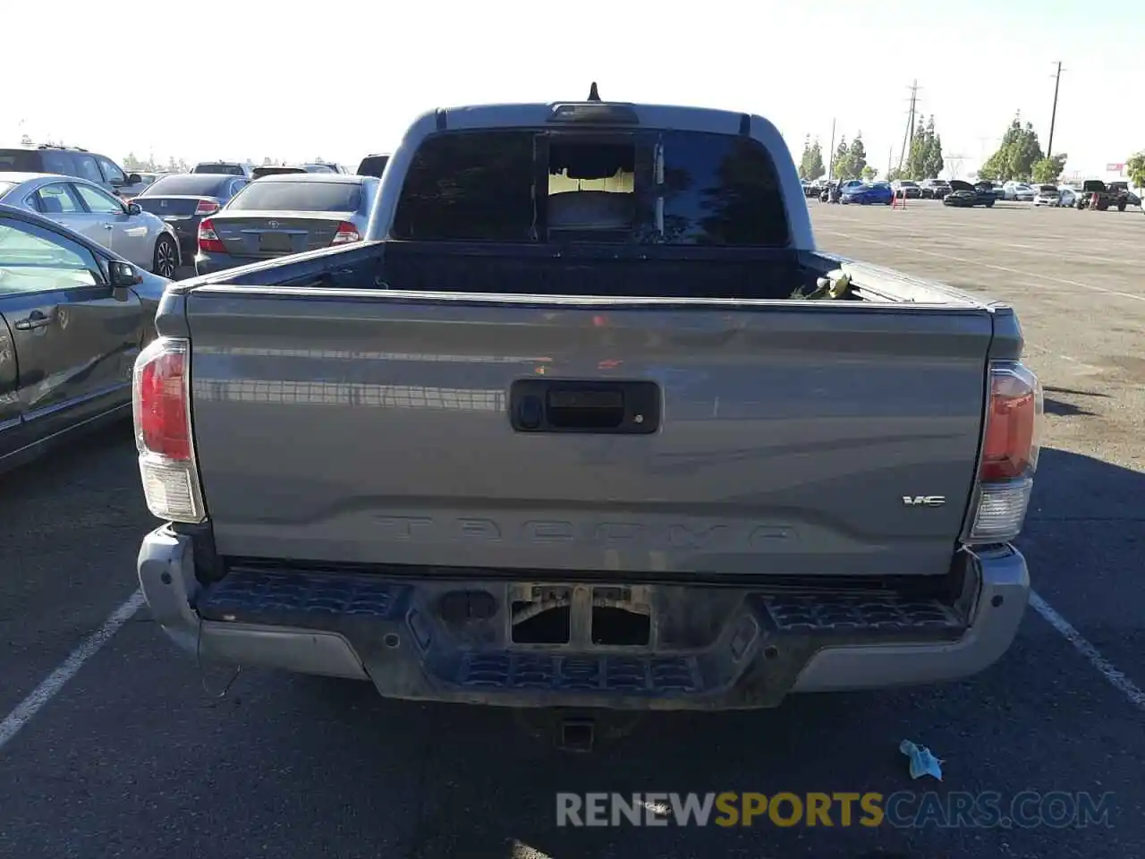 9 Photograph of a damaged car 3TMCZ5ANXMM403609 TOYOTA TACOMA 2021