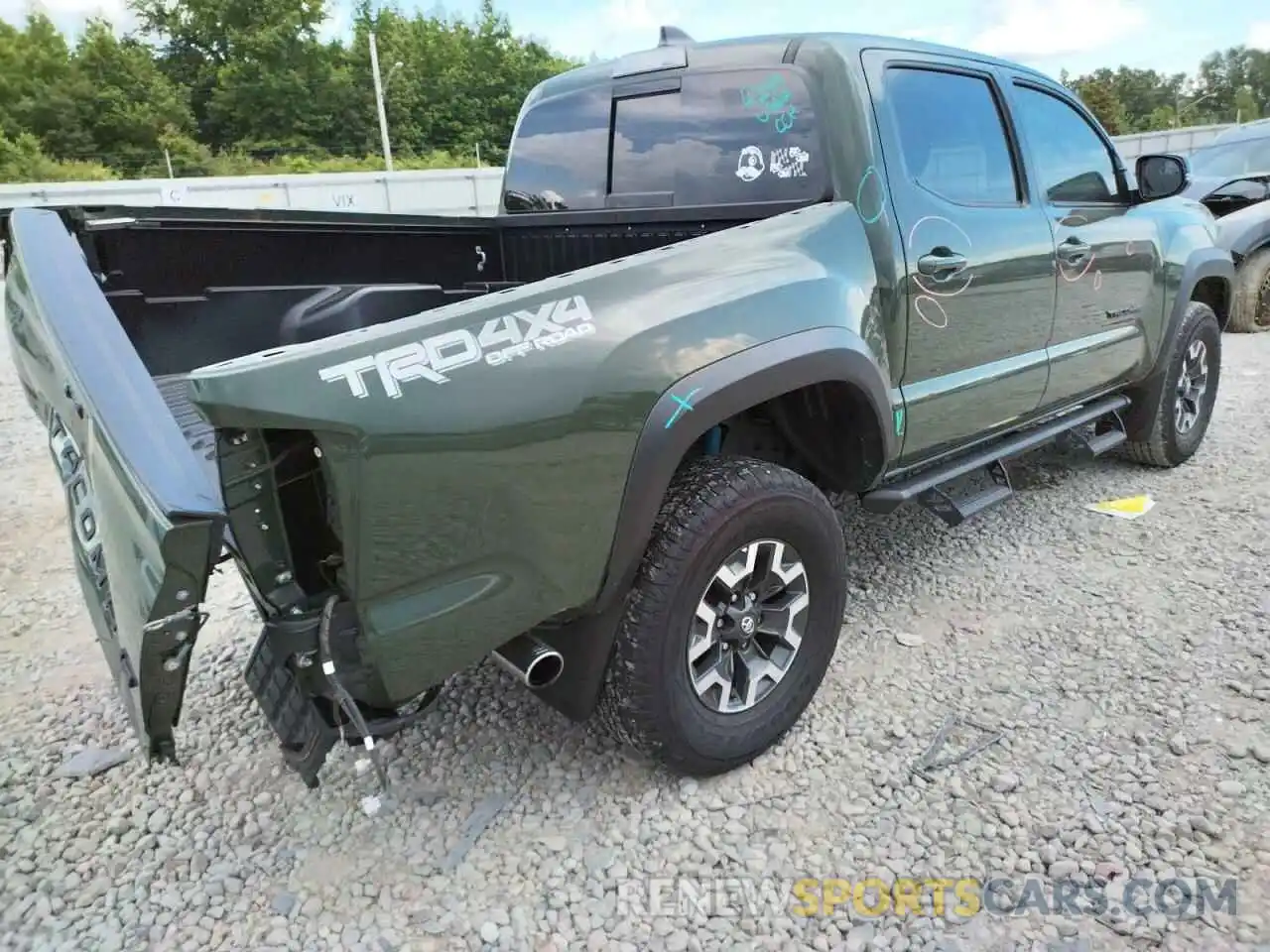 4 Photograph of a damaged car 3TMCZ5ANXMM407076 TOYOTA TACOMA 2021