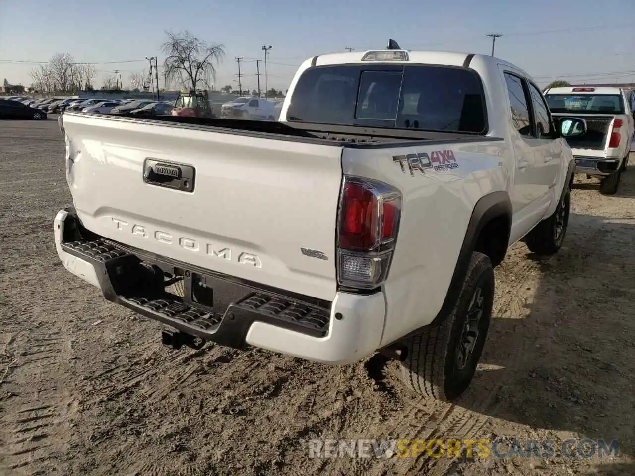 4 Фотография поврежденного автомобиля 3TMCZ5ANXMM411600 TOYOTA TACOMA 2021