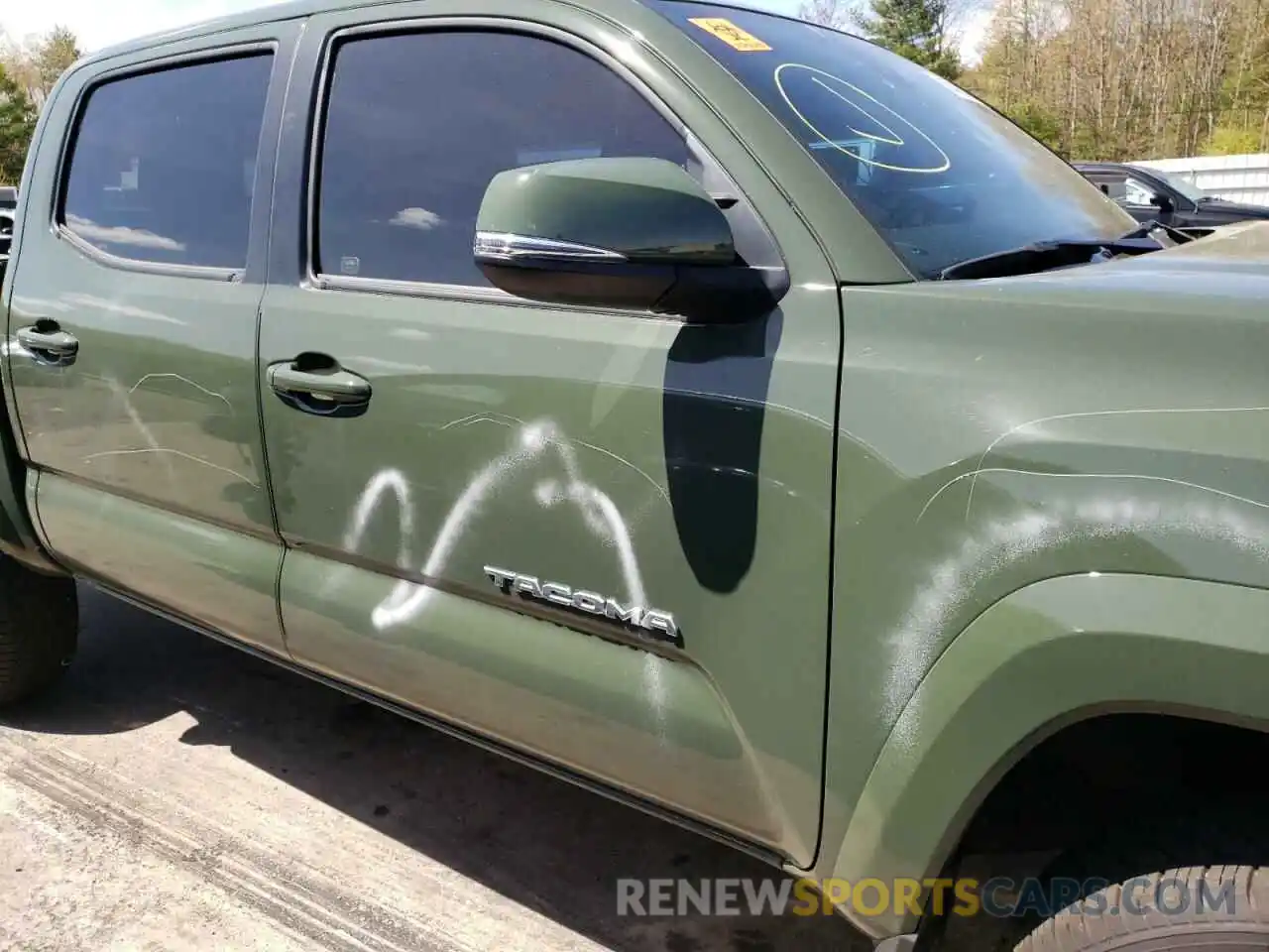 9 Photograph of a damaged car 3TMCZ5ANXMM417073 TOYOTA TACOMA 2021