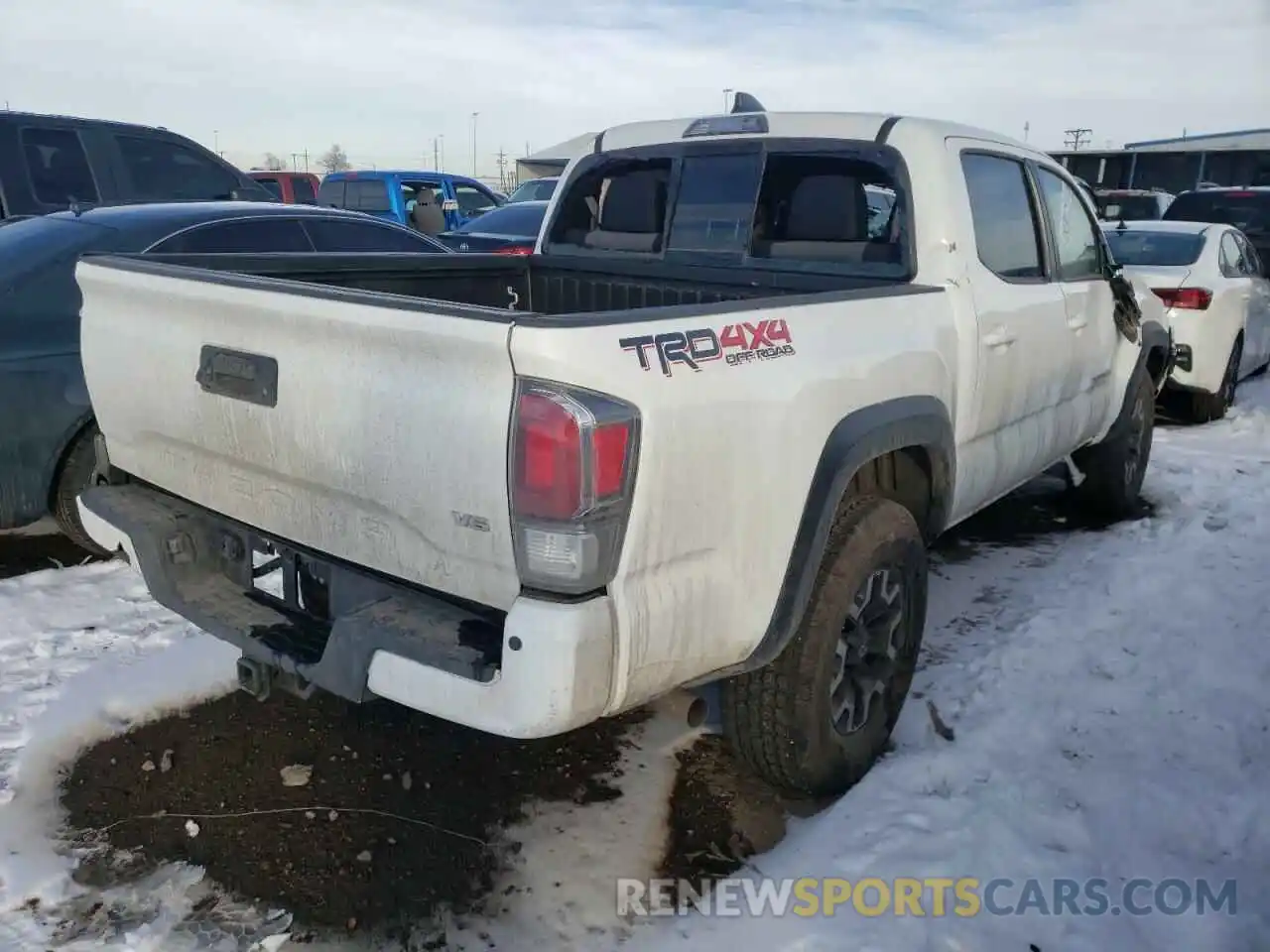 4 Photograph of a damaged car 3TMCZ5ANXMM422127 TOYOTA TACOMA 2021