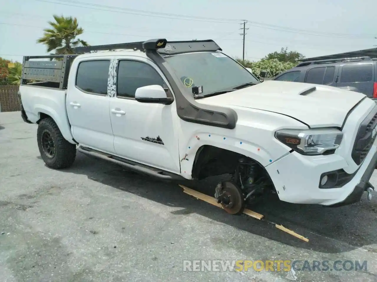 9 Photograph of a damaged car 3TMCZ5ANXMM432768 TOYOTA TACOMA 2021