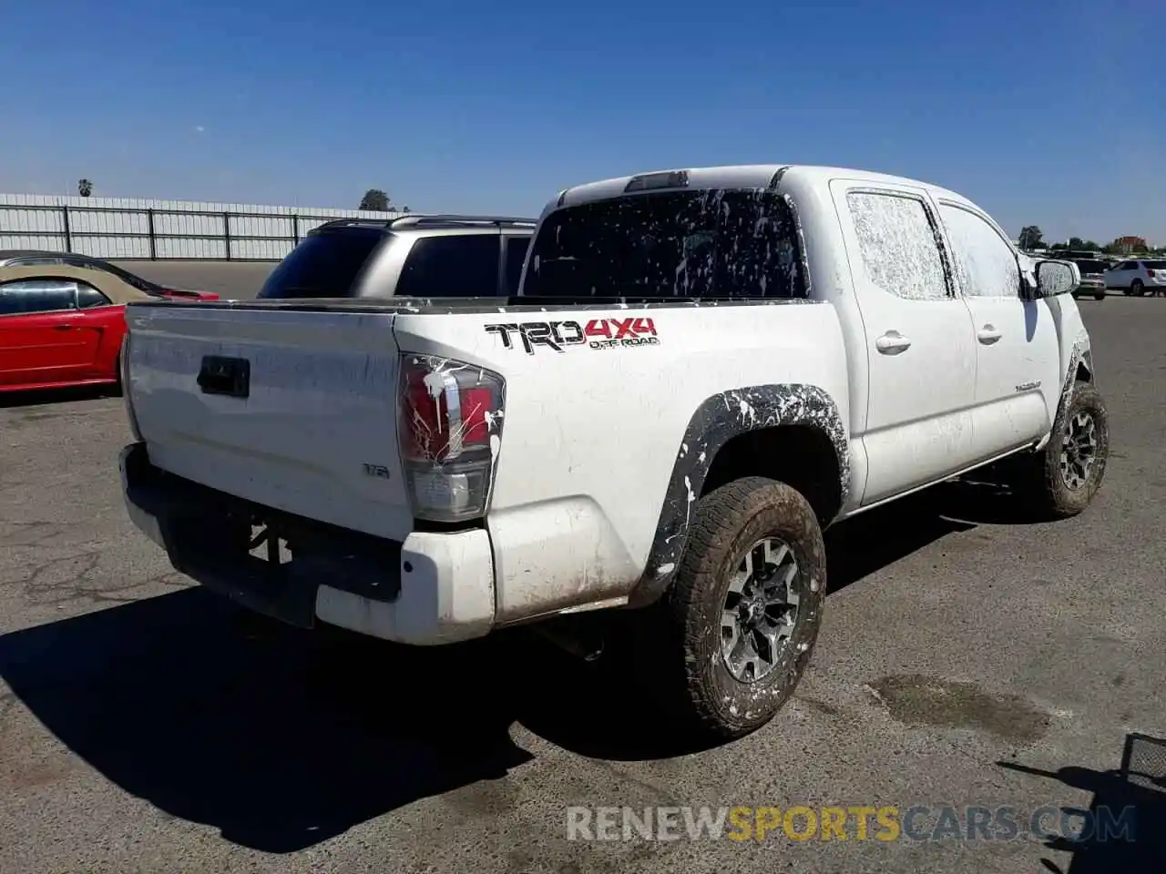 4 Photograph of a damaged car 3TMCZ5ANXMM452972 TOYOTA TACOMA 2021