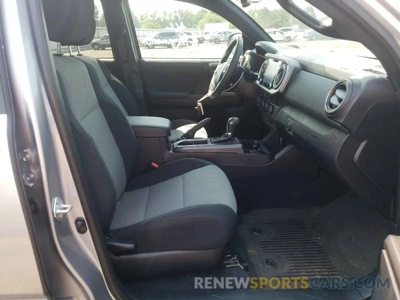 5 Photograph of a damaged car 3TMDZ5BN0MM105945 TOYOTA TACOMA 2021