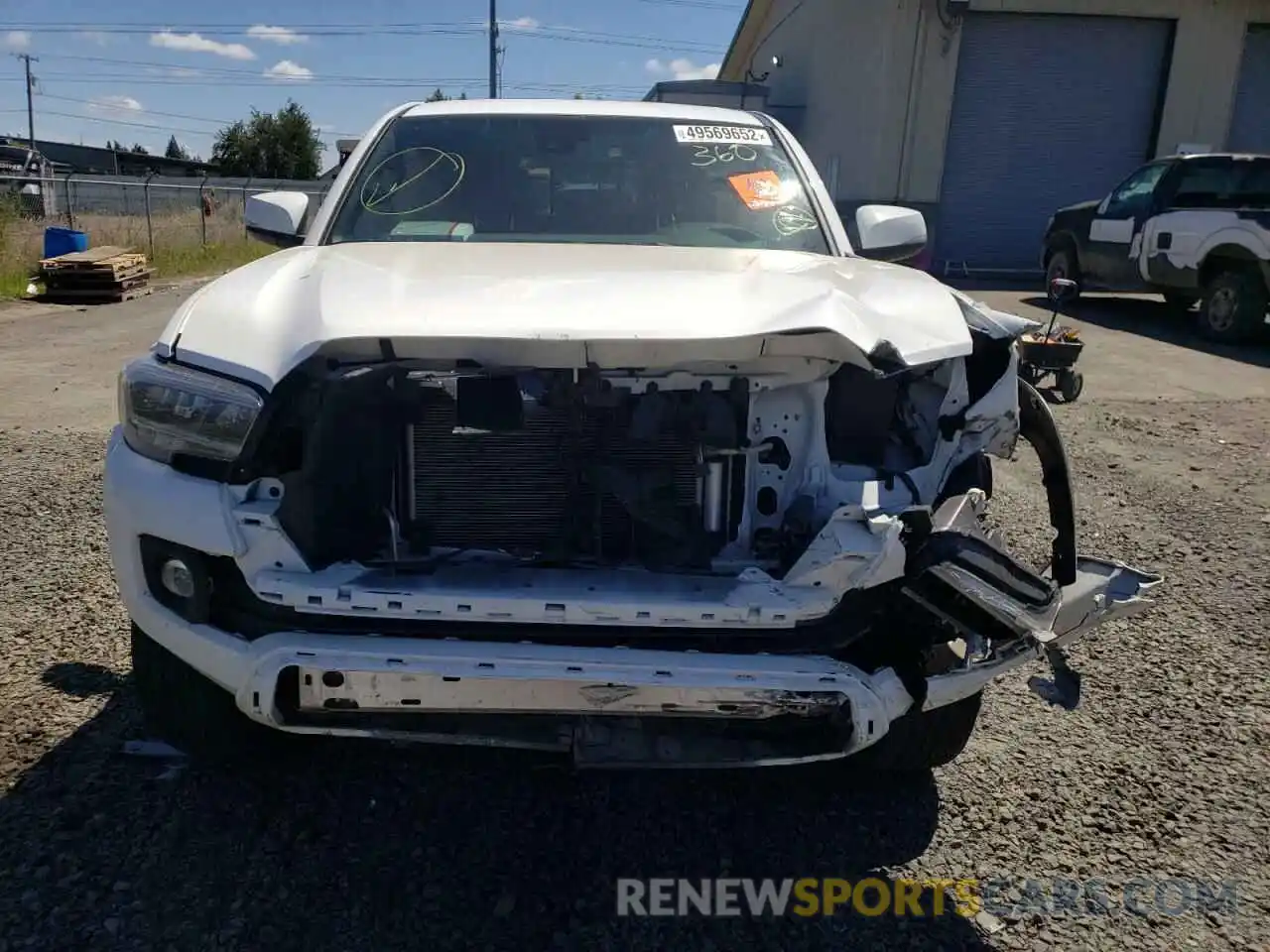 9 Photograph of a damaged car 3TMDZ5BN0MM109705 TOYOTA TACOMA 2021