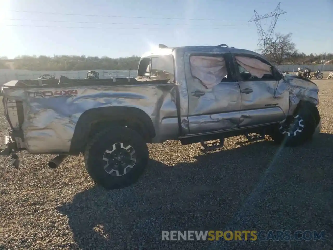 9 Photograph of a damaged car 3TMDZ5BN0MM113382 TOYOTA TACOMA 2021