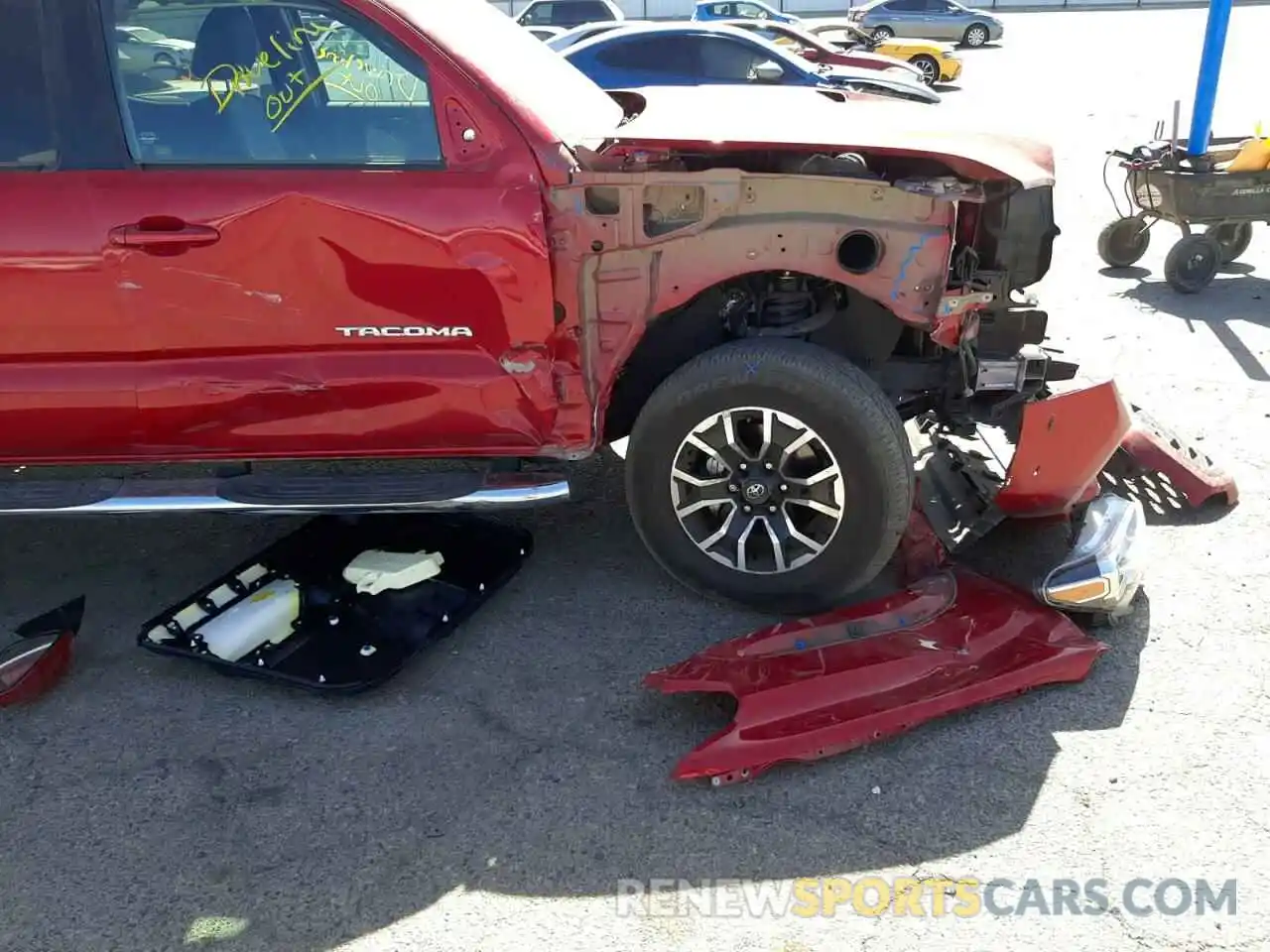 9 Photograph of a damaged car 3TMDZ5BN0MM118825 TOYOTA TACOMA 2021