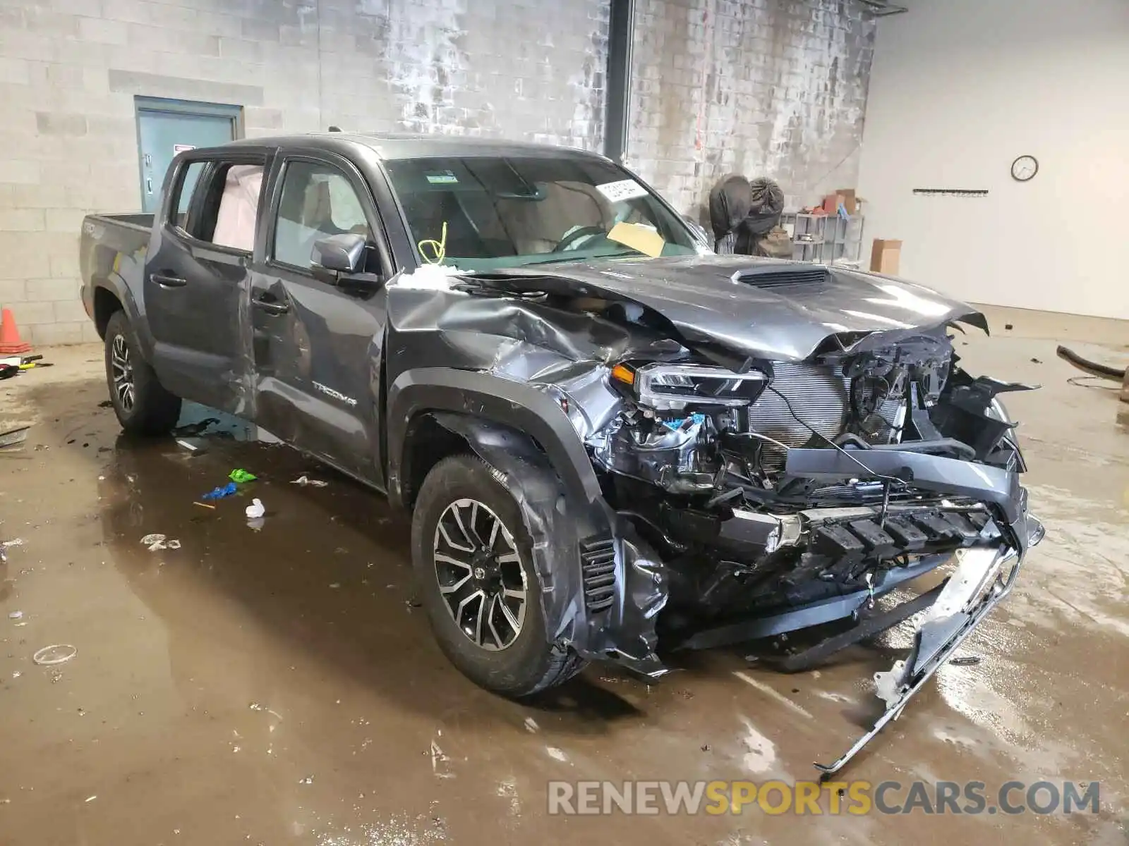 1 Photograph of a damaged car 3TMDZ5BN1MM102195 TOYOTA TACOMA 2021