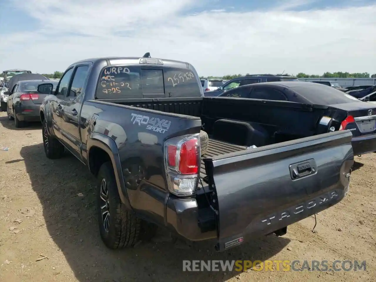 3 Photograph of a damaged car 3TMDZ5BN1MM109325 TOYOTA TACOMA 2021