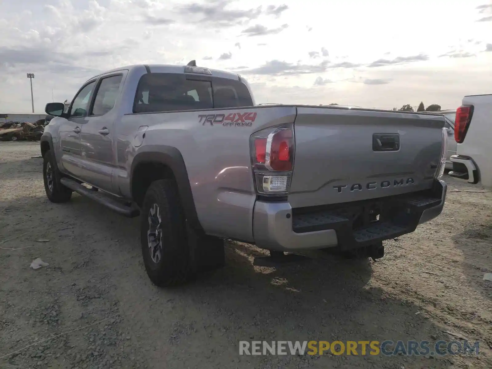 3 Photograph of a damaged car 3TMDZ5BN1MM114542 TOYOTA TACOMA 2021