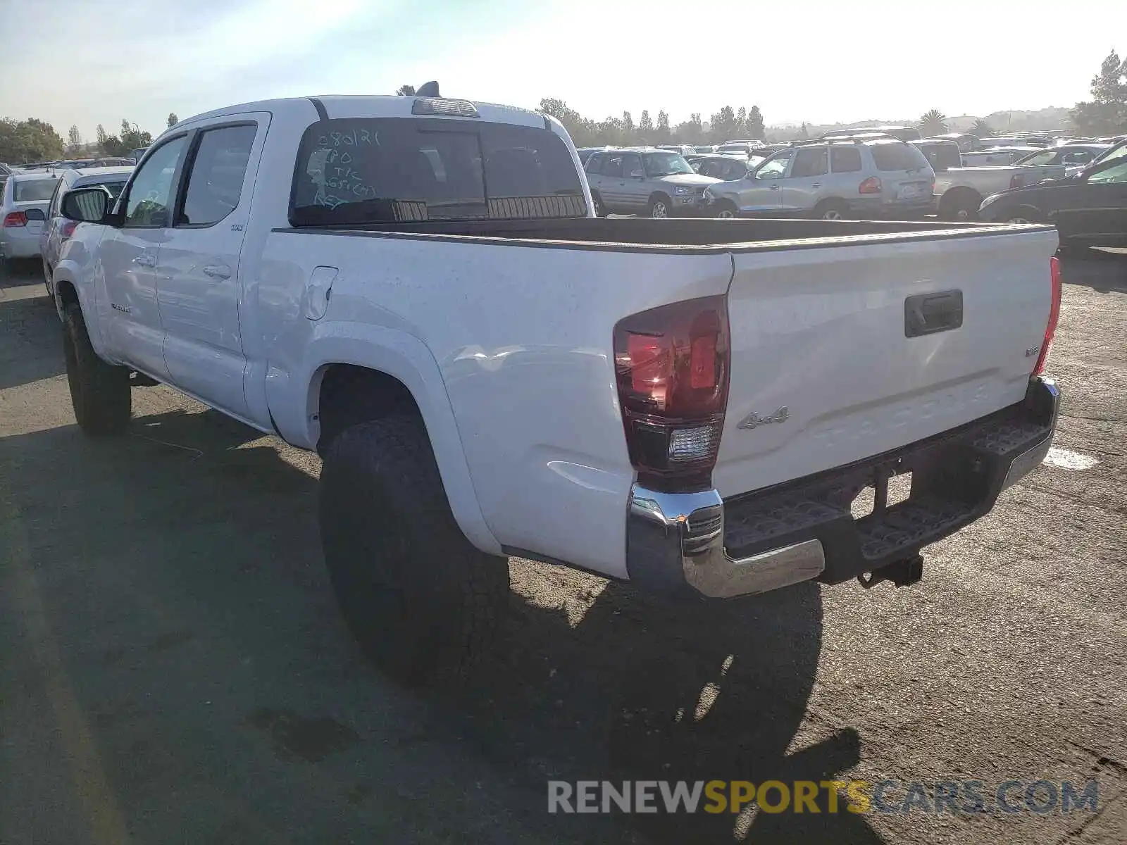 3 Photograph of a damaged car 3TMDZ5BN1MM116825 TOYOTA TACOMA 2021