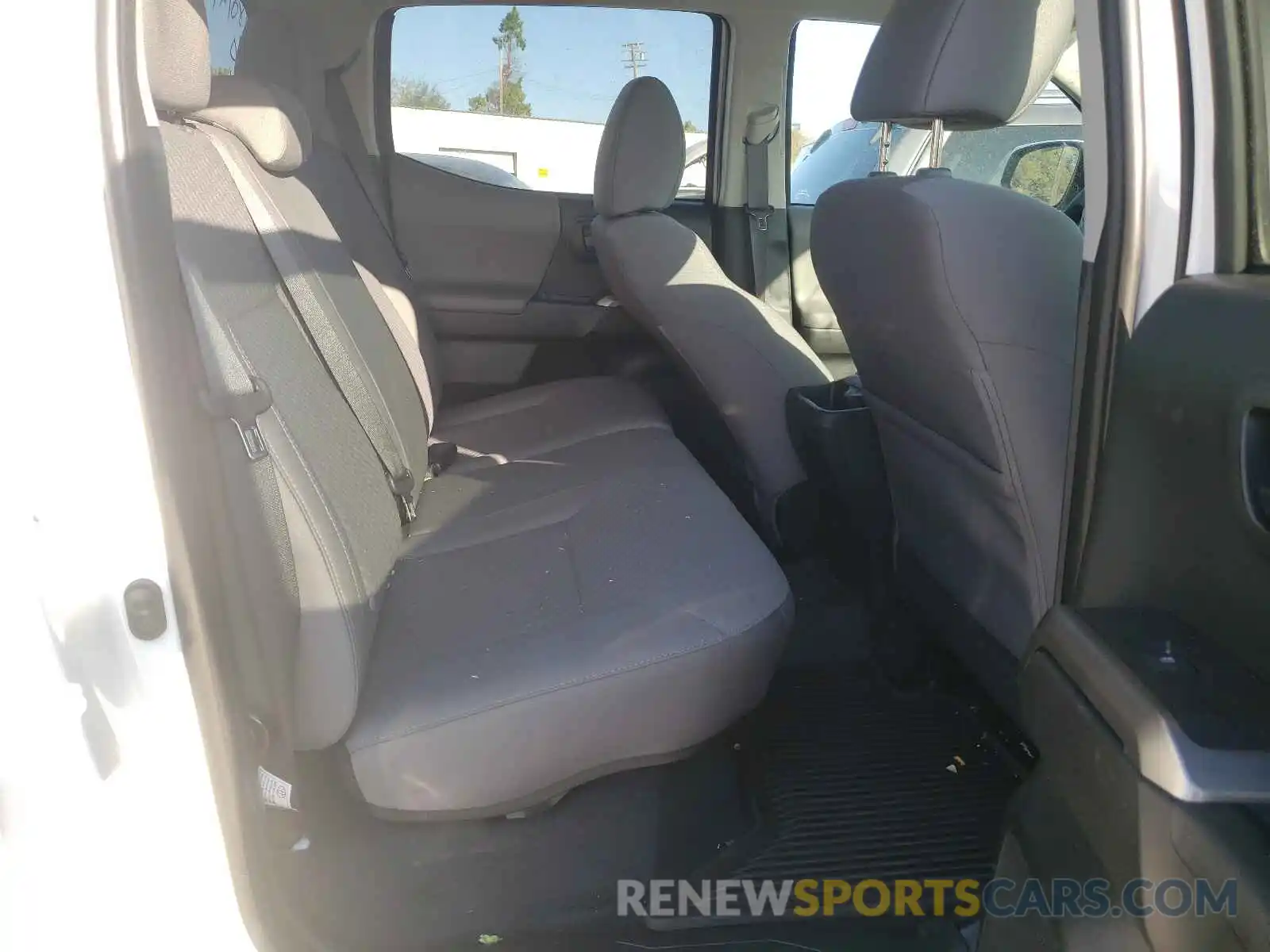 6 Photograph of a damaged car 3TMDZ5BN1MM116825 TOYOTA TACOMA 2021