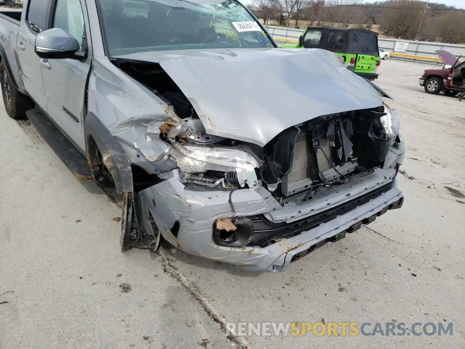 9 Photograph of a damaged car 3TMDZ5BN2MM101945 TOYOTA TACOMA 2021