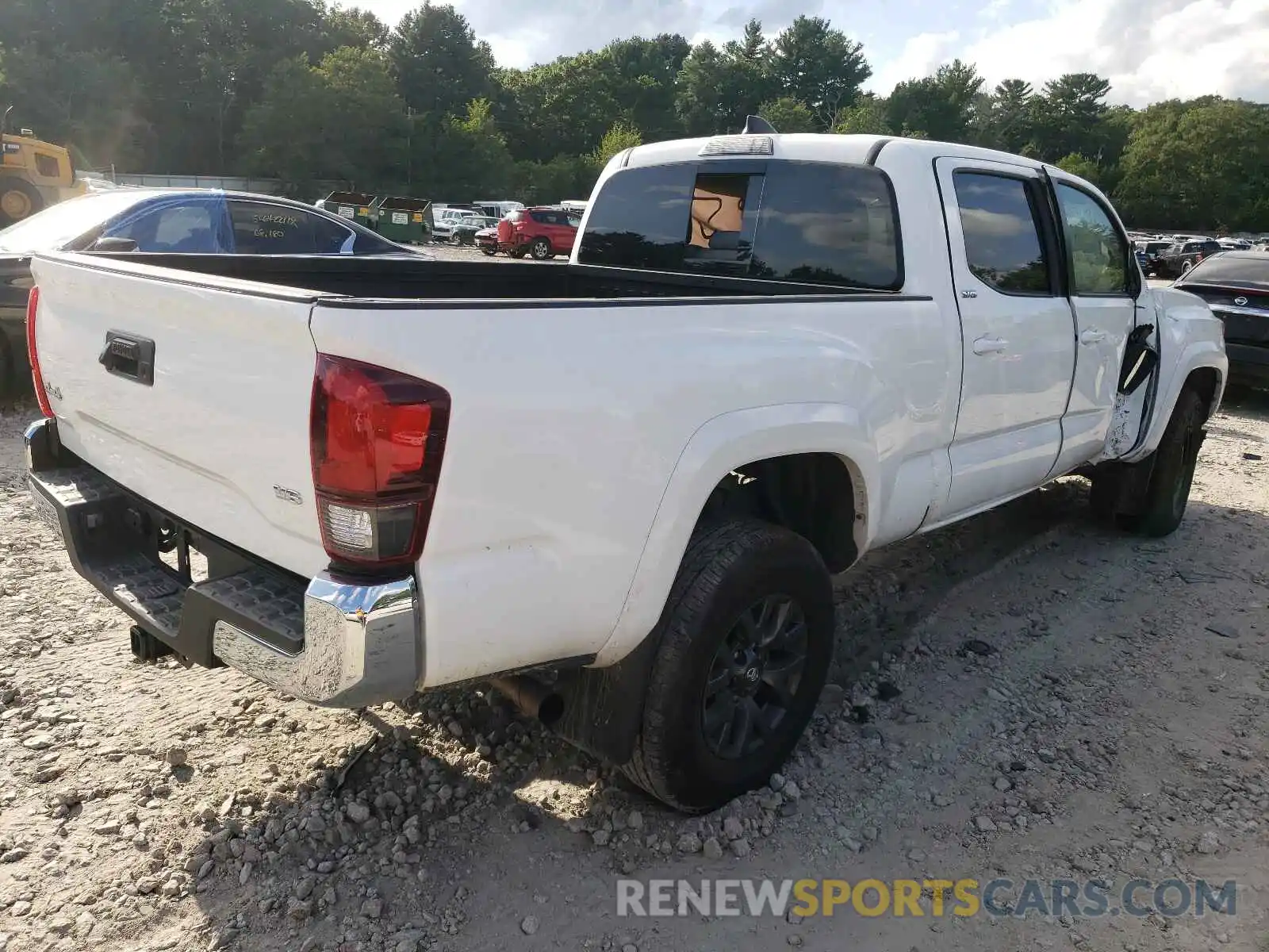 4 Photograph of a damaged car 3TMDZ5BN2MM107177 TOYOTA TACOMA 2021