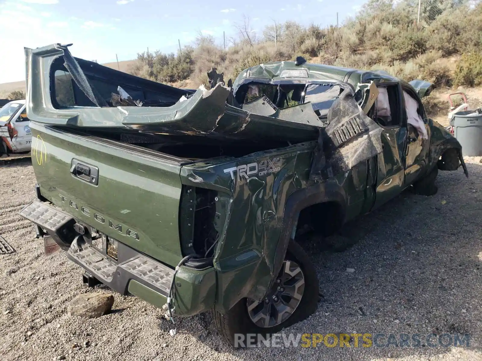 4 Photograph of a damaged car 3TMDZ5BN4MM102093 TOYOTA TACOMA 2021