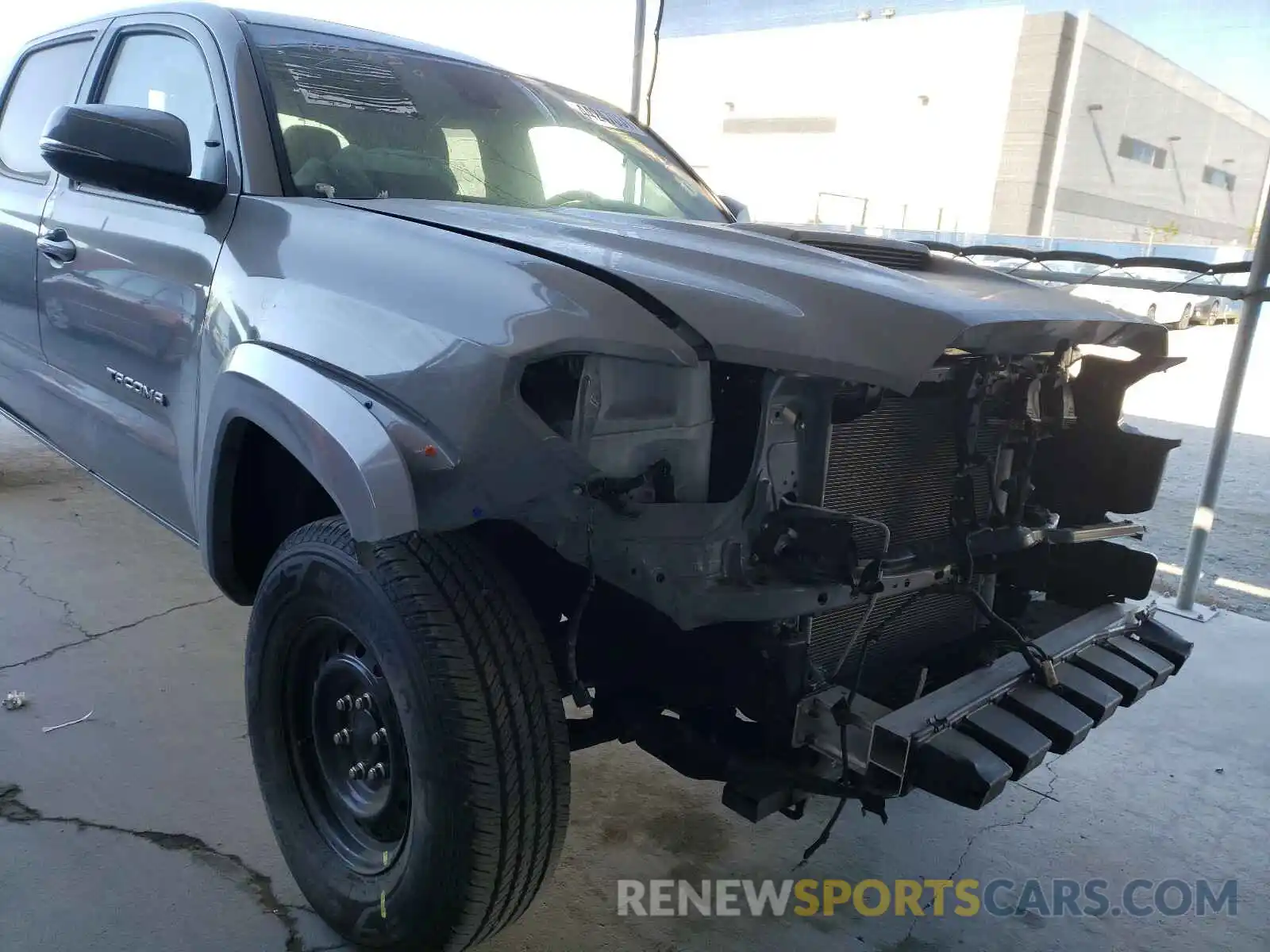 9 Photograph of a damaged car 3TMDZ5BN5MM105102 TOYOTA TACOMA 2021