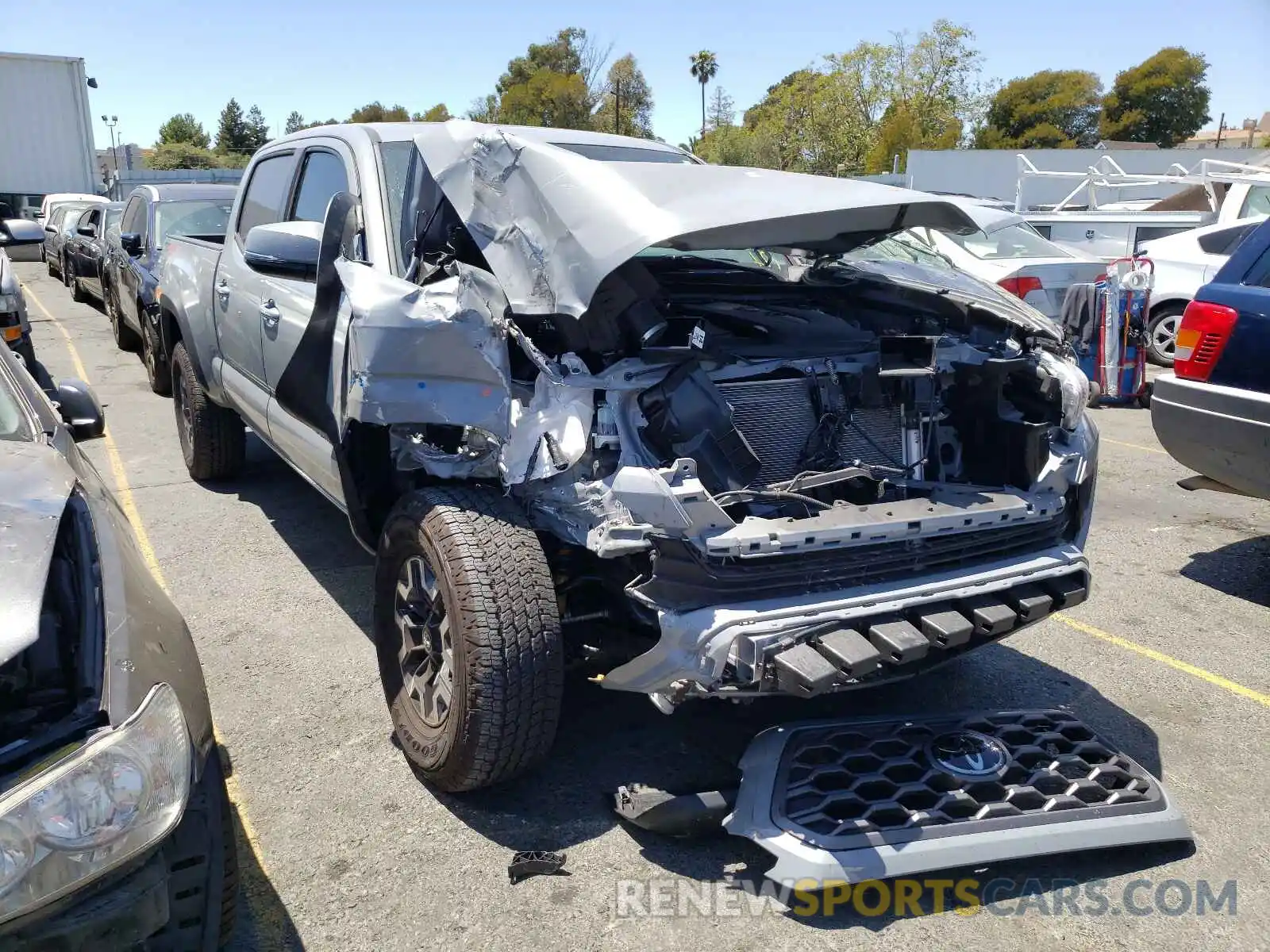 1 Photograph of a damaged car 3TMDZ5BN5MM109330 TOYOTA TACOMA 2021