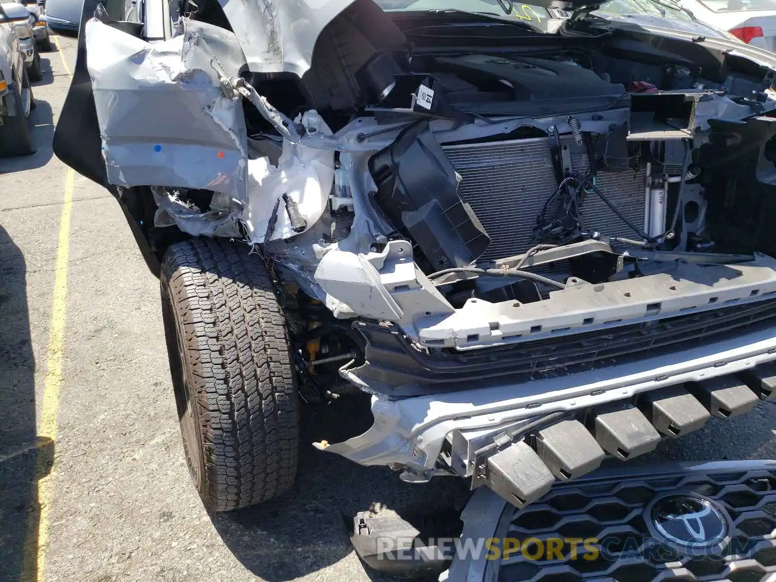 9 Photograph of a damaged car 3TMDZ5BN5MM109330 TOYOTA TACOMA 2021