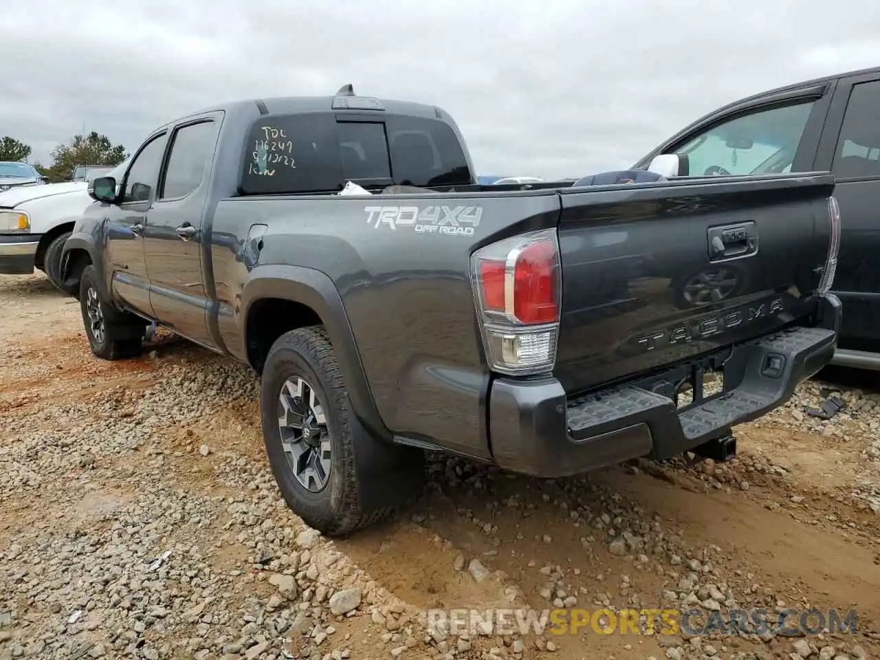 3 Photograph of a damaged car 3TMDZ5BN5MM110428 TOYOTA TACOMA 2021