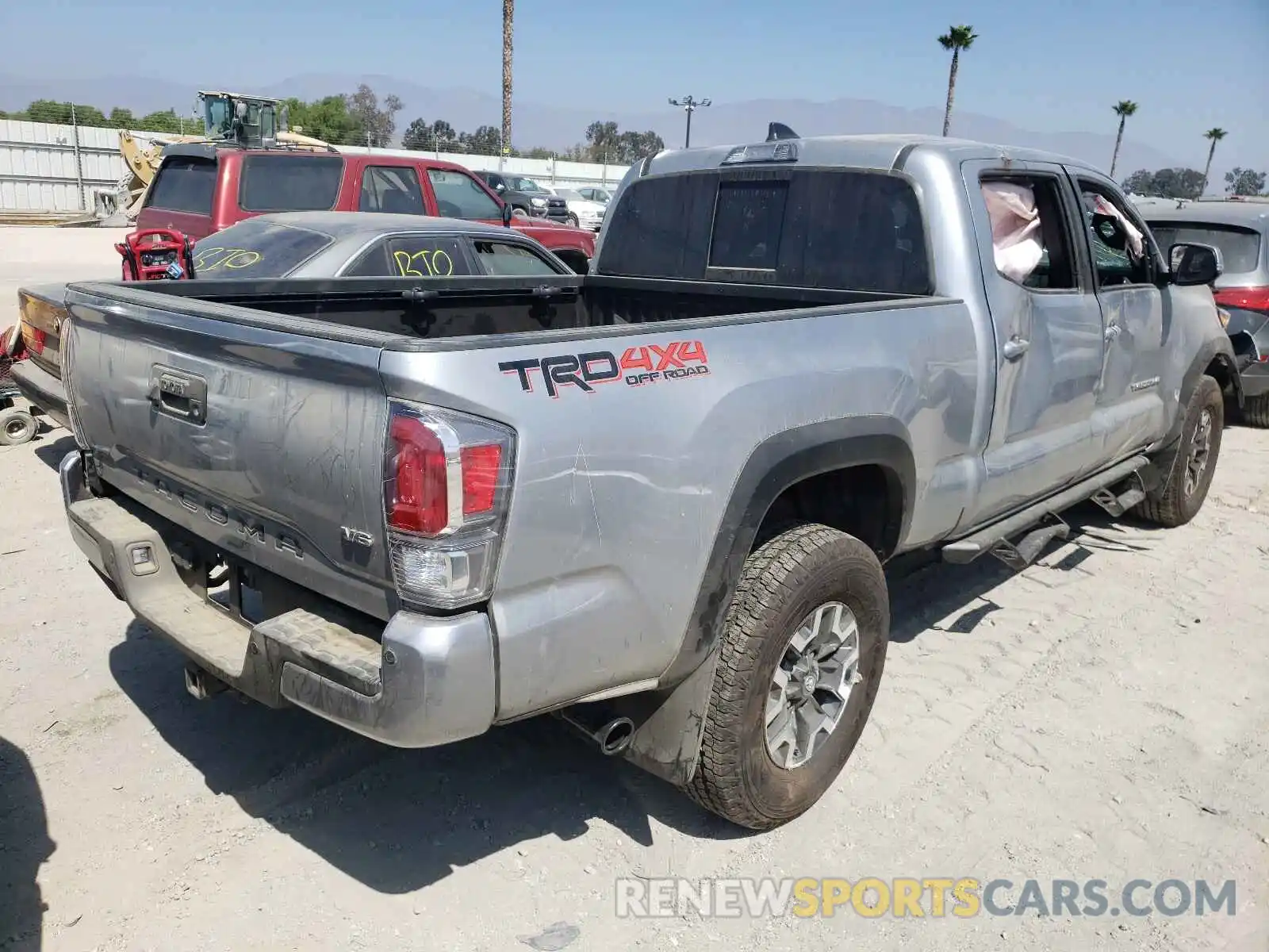 4 Фотография поврежденного автомобиля 3TMDZ5BN5MM118304 TOYOTA TACOMA 2021