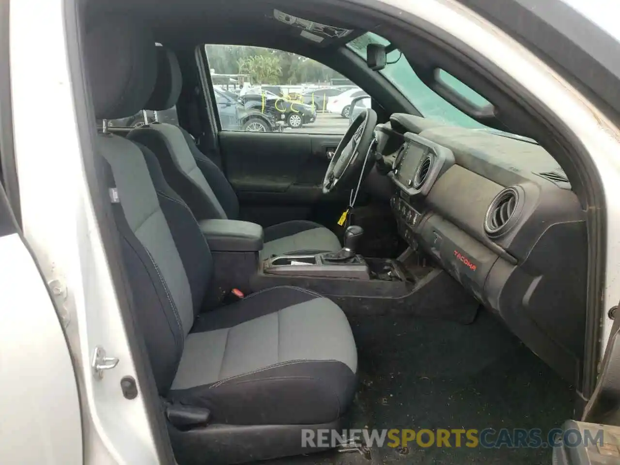 5 Photograph of a damaged car 3TMDZ5BN5MM118853 TOYOTA TACOMA 2021