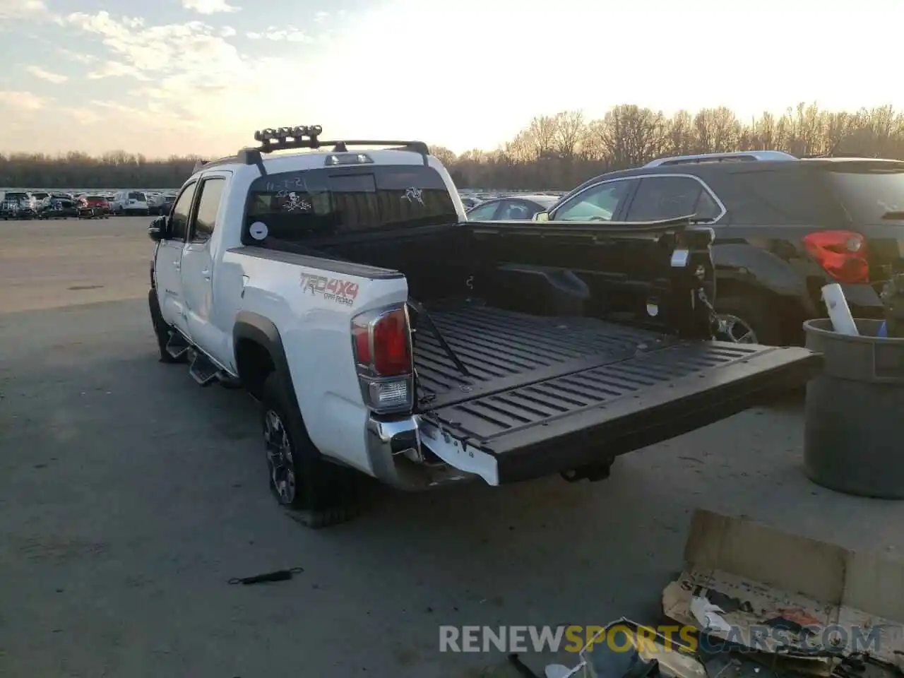 3 Photograph of a damaged car 3TMDZ5BN7MM098704 TOYOTA TACOMA 2021